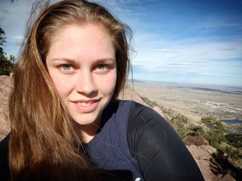 About 1 Alli Neal